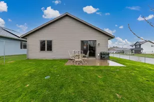 415 Cardinal St, Mora, MN 55051 - Photo 6