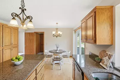 11215 Kenora Way, Lakeville, MN 55044 - Photo 8