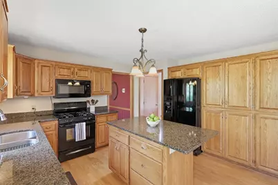 11215 Kenora Way, Lakeville, MN 55044 - Photo 10