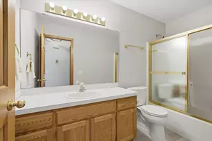 2885 Jordan Dr, Woodbury, MN 55125 - Photo 32
