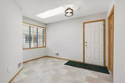 2885 Jordan Drive, Woodbury, MN 55125 - Photo 24