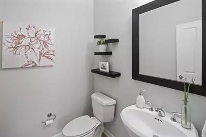 553 S 10th Street, Minneapolis, MN 55404 - Photo 22