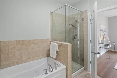 553 S 10th Street, Minneapolis, MN 55404 - Photo 20