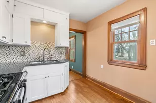 2300 McKinley Street NE, Minneapolis, MN 55418 - Photo 8