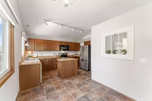 13955 Yosemite Ct, Savage, MN 55378 - Photo 12