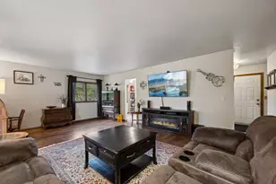2217 Laramie Trail, Brooklyn Park, MN 55444 - Photo 18