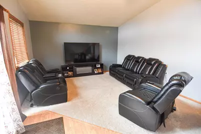 612 Cherry Road, Thief River Falls, MN 56701 - Photo 18