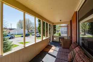 757 Armstrong Ave, Saint Paul, MN 55102 - Photo 4
