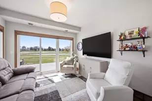 2817 35th St S, Moorhead, MN 56560 - Photo 8