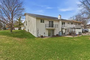916 Armstrong Blvd N, Saint James, MN 56081 - Photo 4