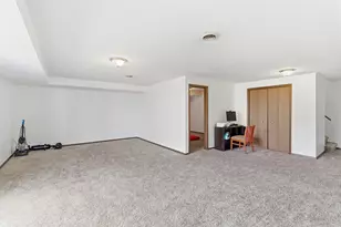 916 Armstrong Blvd N, Saint James, MN 56081 - Photo 28