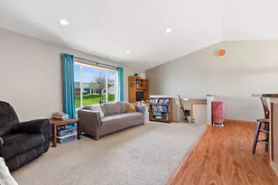 1140 Eulaine Cir, Hammond, WI 54015 - Photo 6