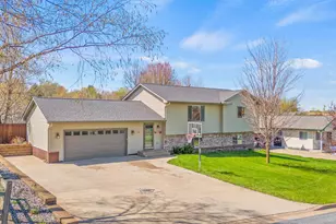 1140 Eulaine Cir, Hammond, WI 54015 - Photo 4
