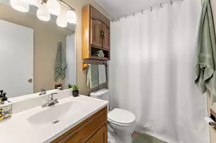 63 Ferndale Street N, Maplewood, MN 55119 - Photo 12