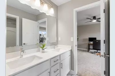 11238 Kingsview Lane N, Maple Grove, MN 55369 - Photo 32