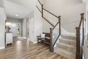 11238 Kingsview Ln N, Maple Grove, MN 55369 - Photo 4
