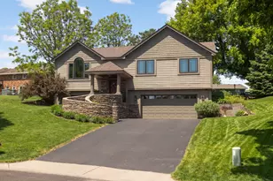 1255 Doe Cir, White Bear Lake, MN 55110 - Photo 1