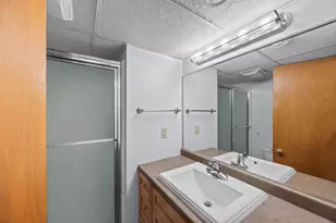 8120 Wentworth Ave S, Bloomington, MN 55420 - Photo 44