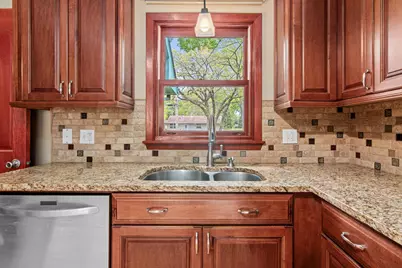 1420 Winnetka Avenue N, Golden Valley, MN 55427 - Photo 12