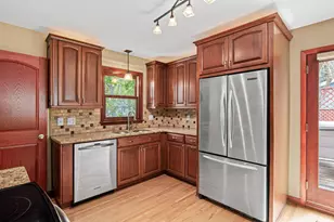 1420 Winnetka Ave N, Golden Valley, MN 55427 - Photo 8