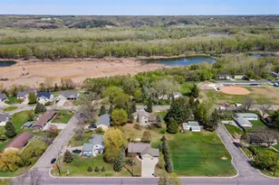 920 W State St, Belle Plaine, MN 56011 - Photo 8