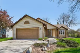 7175 Janero Ave S, Cottage Grove, MN 55016 - Photo 2