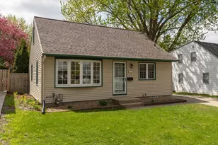 1842 17 1/2 Street NW, Rochester, MN 55901 - Photo 2