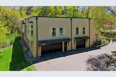 5840 Mount Normandale Drive, Bloomington, MN 55437 - Photo 16