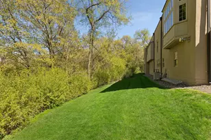 5840 Mt Normandale Dr, Bloomington, MN 55437 - Photo 94