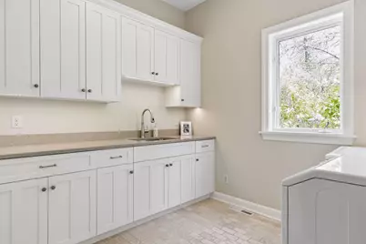 5840 Mount Normandale Drive, Bloomington, MN 55437 - Photo 68