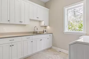5840 Mt Normandale Dr, Bloomington, MN 55437 - Photo 68