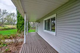 1211 3rd St N, Stillwater, MN 55082 - Photo 4