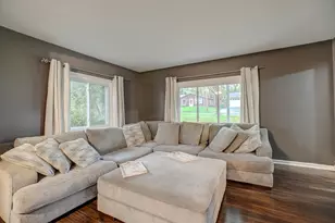 1211 3rd St N, Stillwater, MN 55082 - Photo 6