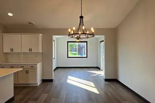 517 Lynch St, Arlington, MN 55307 - Photo 8