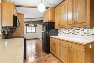 905 9th Ave NW, Waseca, MN 56093 - Photo 8