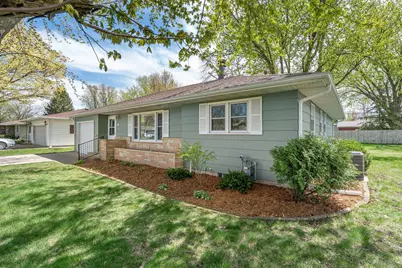 555 14th Street NE, Owatonna, MN 55060 - Photo 2