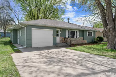 555 14th Street NE, Owatonna, MN 55060 - Photo 1