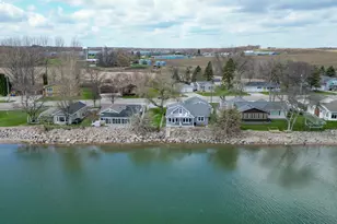 804 Lake Shore Dr, Battle Lake, MN 56515 - Photo 6