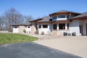 W10622 State Road 35, Prescott, WI 54021 - Photo 6