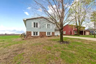 168 10th St SE, Wells, MN 56097 - Photo 32