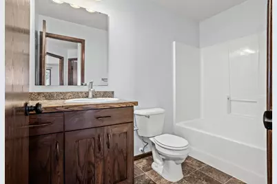 5926 56th Avenue S, Fargo, ND 58104 - Photo 18