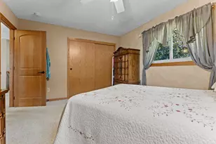 835 Harrington St SW, Hutchinson, MN 55350 - Photo 20