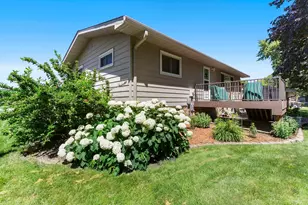 835 Harrington St SW, Hutchinson, MN 55350 - Photo 42