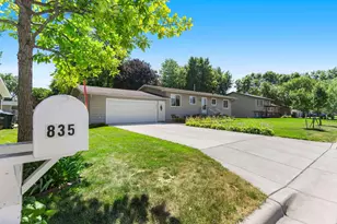 835 Harrington St SW, Hutchinson, MN 55350 - Photo 80