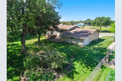 835 Harrington Street SW, Hutchinson, MN 55350 - Photo 50