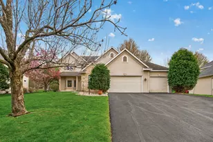 10447 Raleigh Rd, Woodbury, MN 55129 - Photo 1