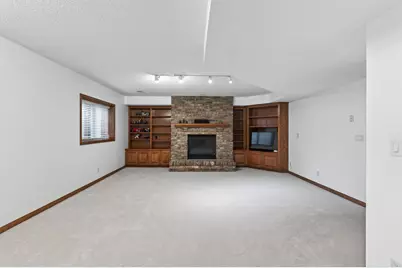 10447 Raleigh Road, Woodbury, MN 55129 - Photo 36