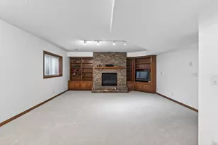 10447 Raleigh Rd, Woodbury, MN 55129 - Photo 36