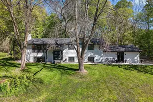 17046 Chiltern Hills Rd, Minnetonka, MN 55345 - Photo 32