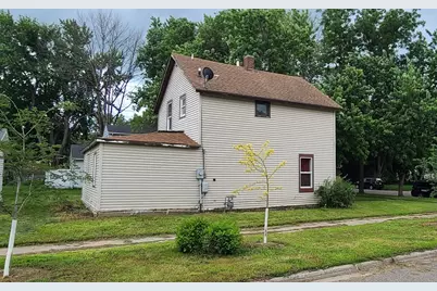 410 Lynd Street, Marshall, MN 56258 - Photo 4